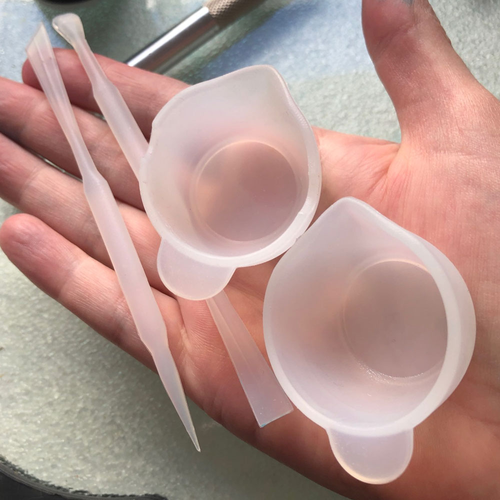 DIY Resin Jewelry Making Tool  - Mixing Cup Silicone のレビューと価格