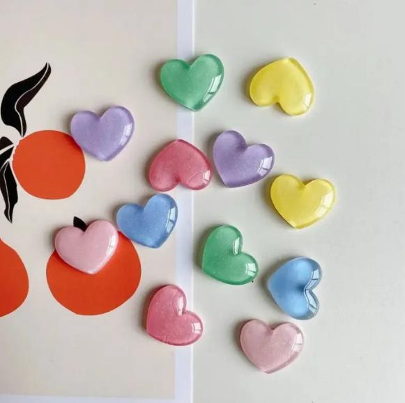 6pcs Colorful Heart Shaped Fri - Resin Glitter Pack のレビューと価格