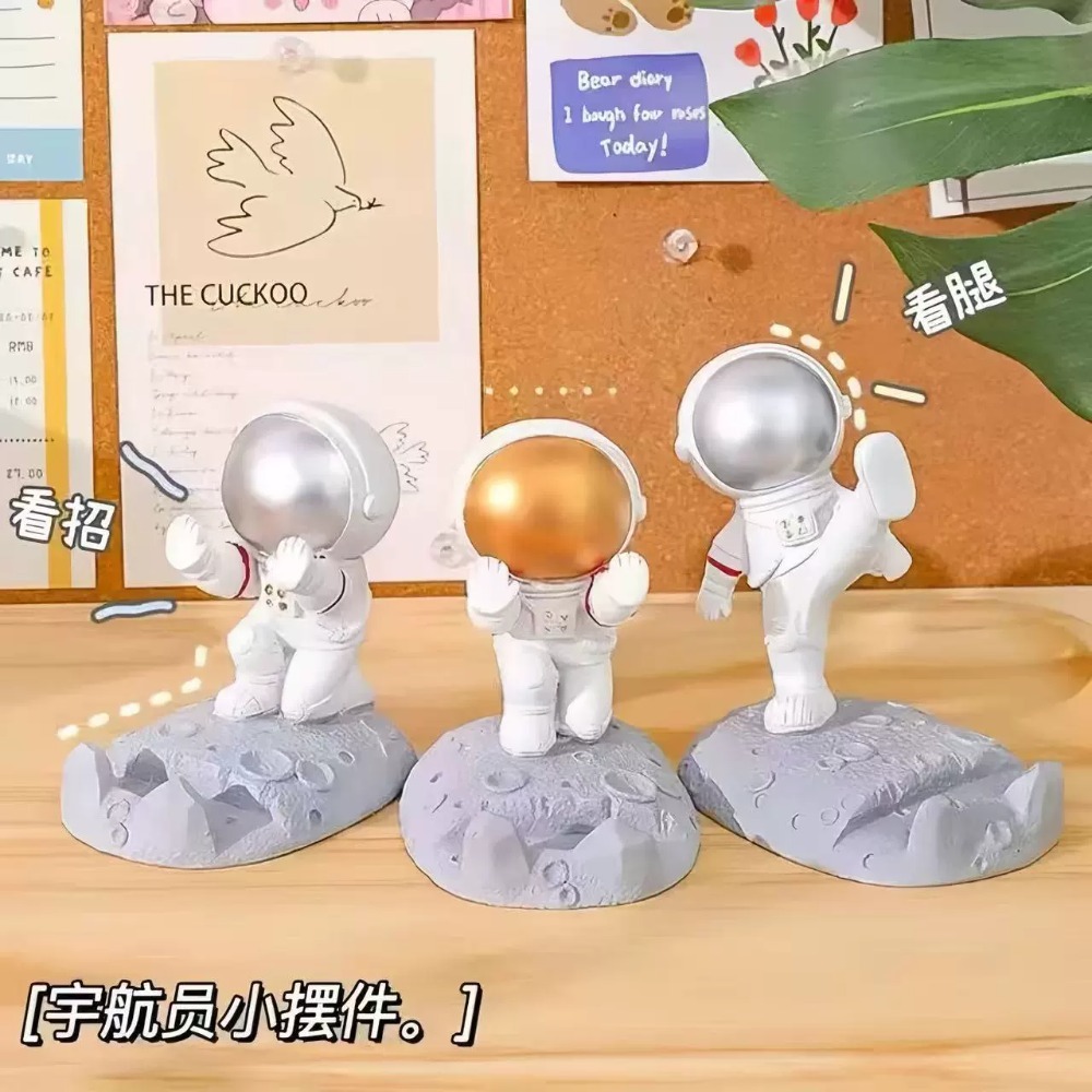 Unique Astronaut Phone Stand S - Resin Crafts のレビューと価格